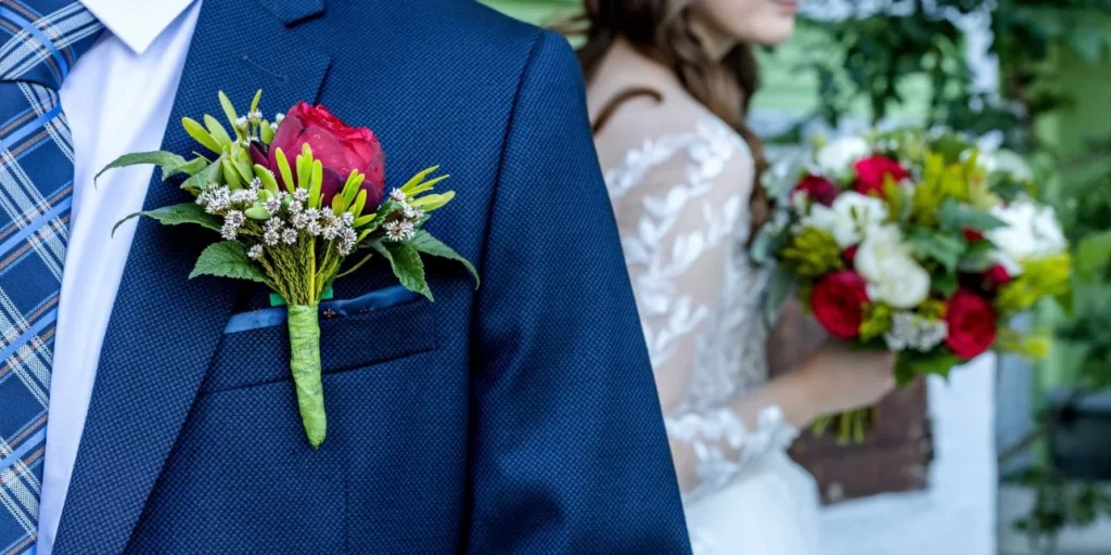 - Trajes para el novio de la boda, muestra de uno de los atuendos ideales para matrimonio.